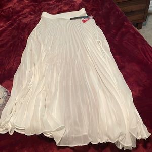 Carbon38 mesh pleated skirt